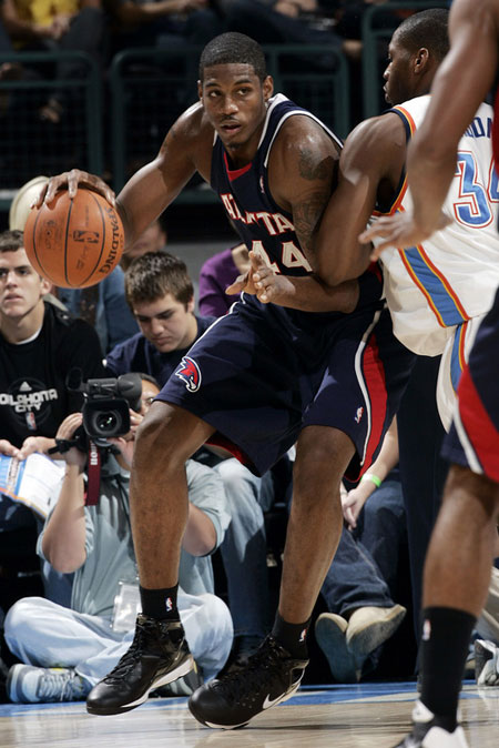 在现代篮球 在现代篮球